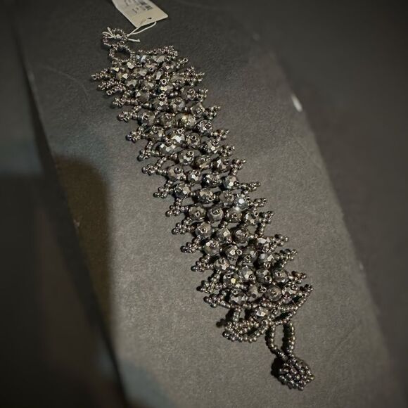 Amrita Singh Black Crystal Beaded Bracelet - Picture 6 of 9